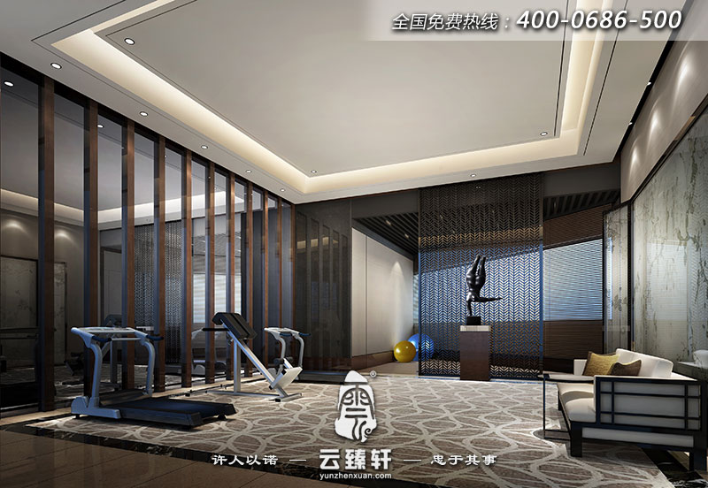 簡(jiǎn)約的中式別墅里健身房的裝修統(tǒng)一風(fēng)格，以簡(jiǎn)約為主
