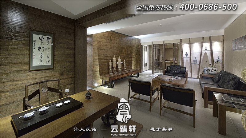 整個客廳空間又以傳統(tǒng)的黑白水墨畫點綴其中
